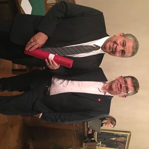 dressbukse ,smil ,frakk ,kjole skjorte ,gest.