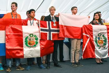 flagg ,rød ,podium ,team ,erme.
