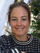 person ,hår ,panne ,smil ,hode.