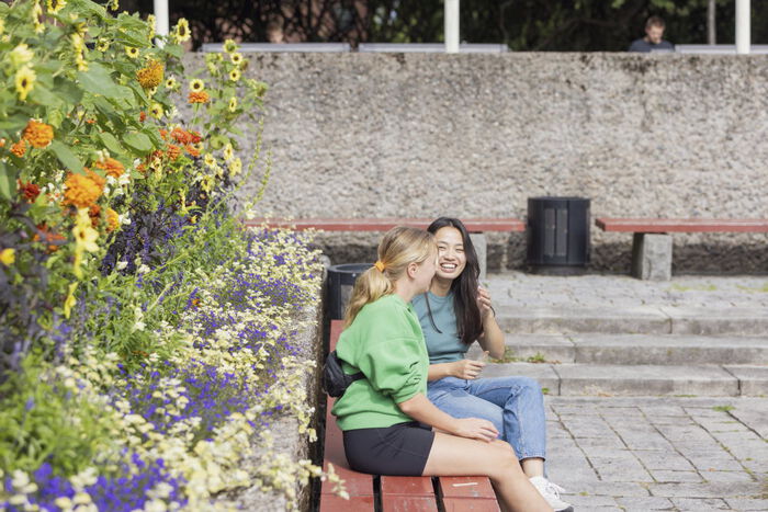 Studenter på Blindern blomster