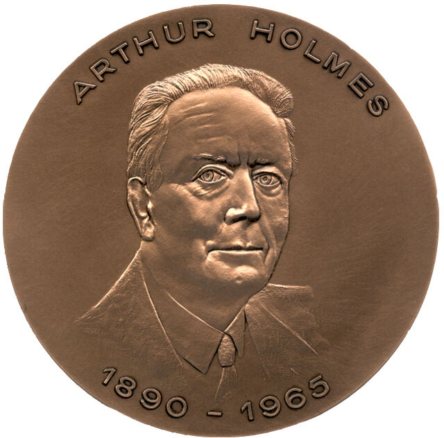 arthur holmes medal