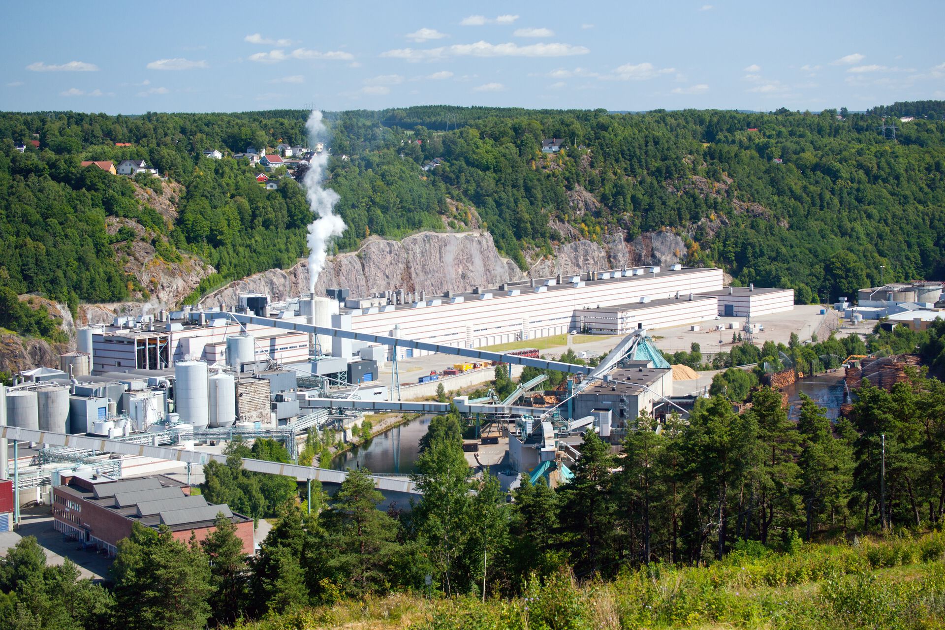 Industrien er avhengig av gode katalysatorer