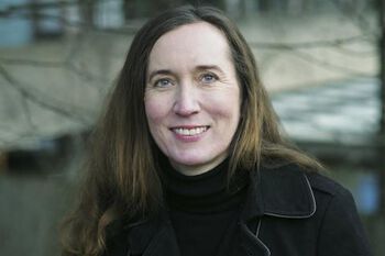 person ,hår ,kinn ,smil ,leppe.