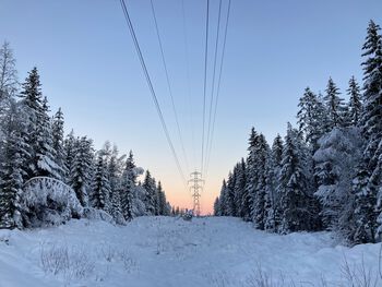 himmel ,anlegg ,snø ,naturlige omgivelser ,naturlig landskap.