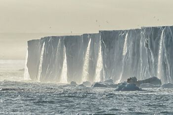 Water ,Sky ,Liquid ,Fluid ,Wind.