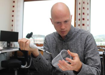 hånd ,gest ,dataskjerm ,lydutstyr ,funksjonær.