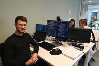 datamaskin ,bord ,personlig datamaskin ,data-tastatur ,dataskjerm.