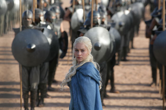 GoT: Daenerys Targaryen sammen med sin hær