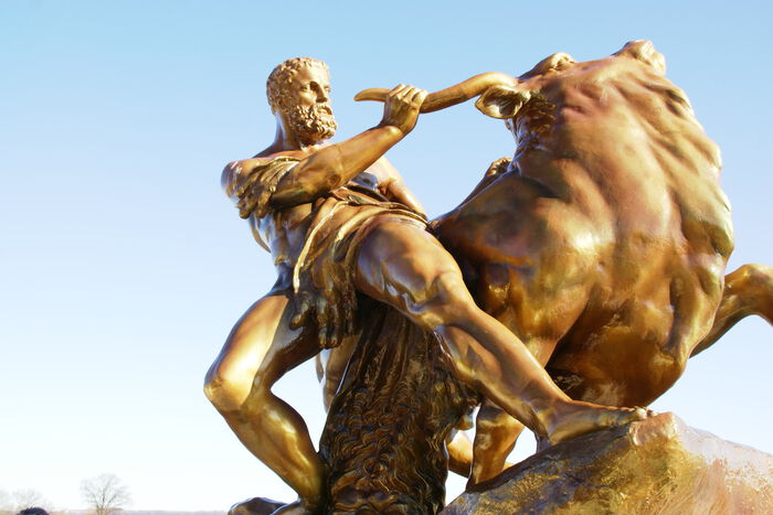 Statue av Herkules av August Kriesmann fra Schwerin slott