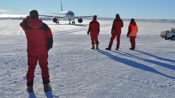 himmel ,snø ,kjøretøy ,fly ,fly.