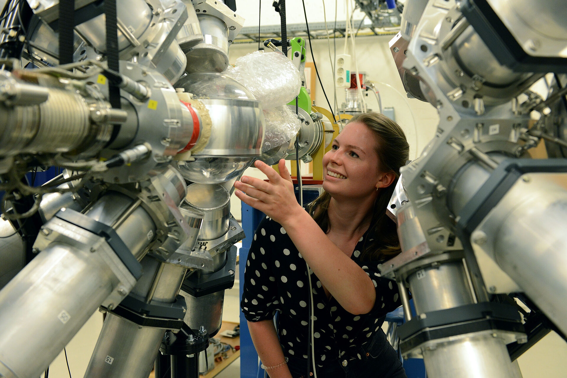 Dorthea Gjestvang på syklotronlaboratoriet