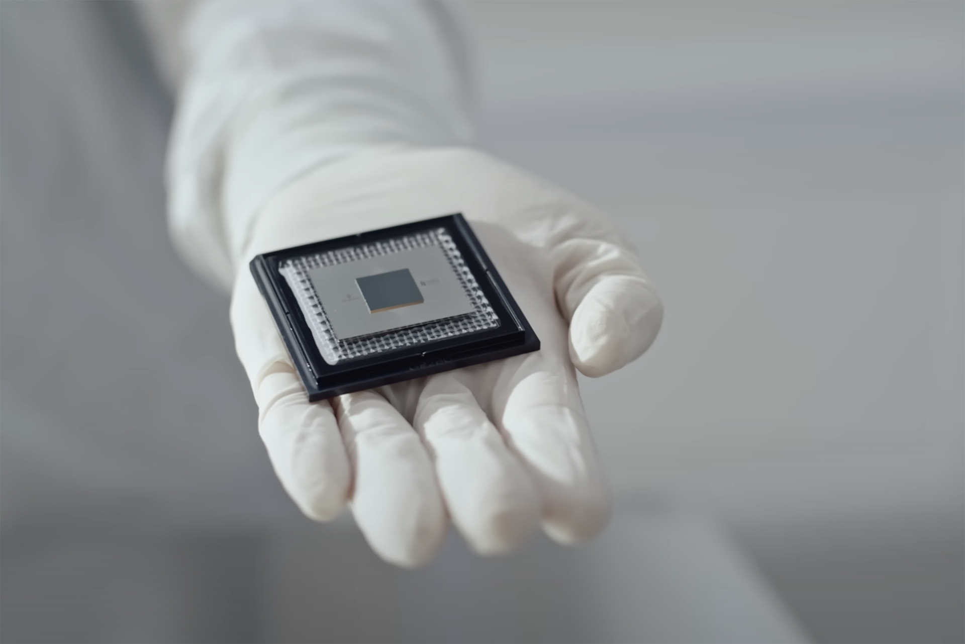 Bildet kan inneholde: teknologi, elektronikk, elektronisk komponent, kretskomponenter.