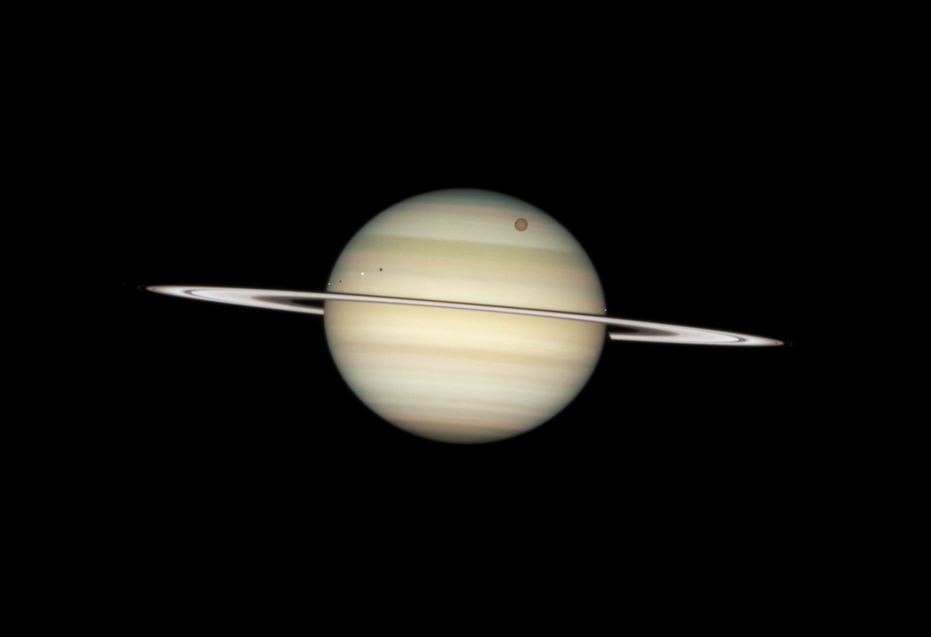 Ecco come si sono formati gli anelli di Saturno
