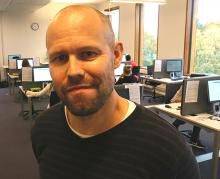 person ,panne ,hake ,skjorte ,øyenbryn.